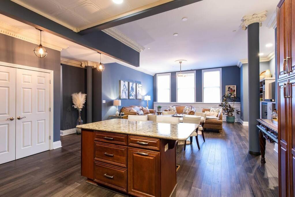 Downtown Sophistication/ Two Bedroom / Two Bath 路易斯威尔 外观 照片